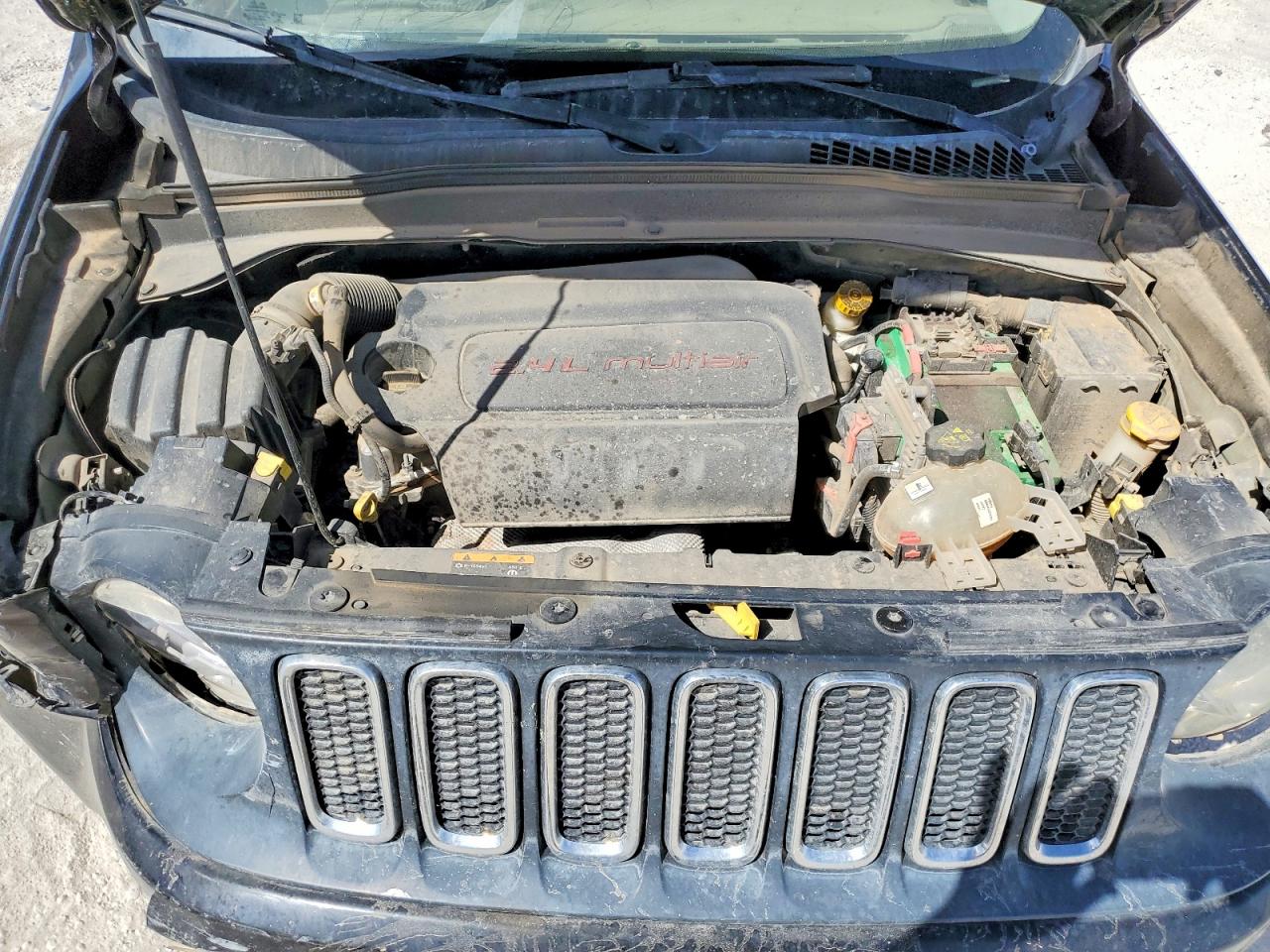 2017 JEEP RENEGADE LATITUDE photo 23