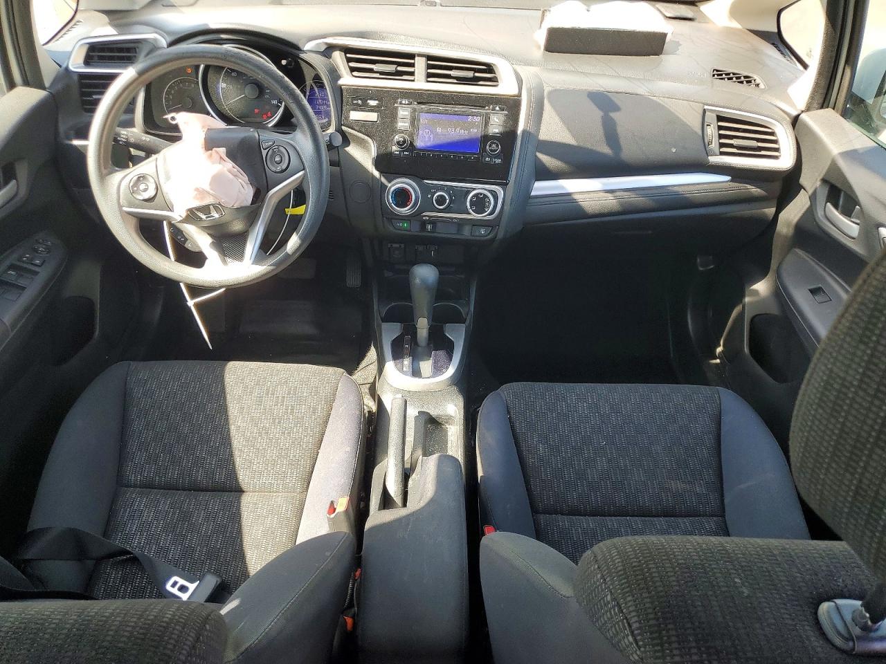 2015 HONDA FIT LX photo 22