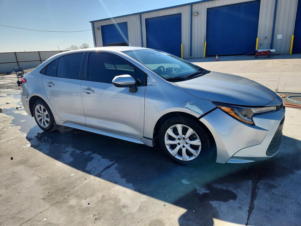 2023 TOYOTA COROLLA LE photo 4