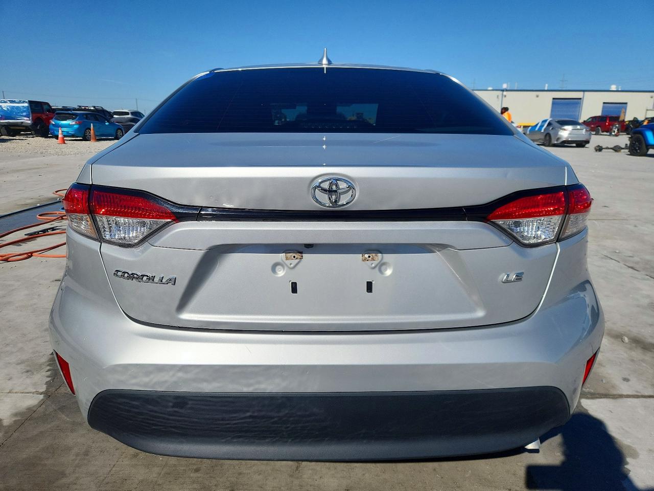 2023 TOYOTA COROLLA LE photo 6