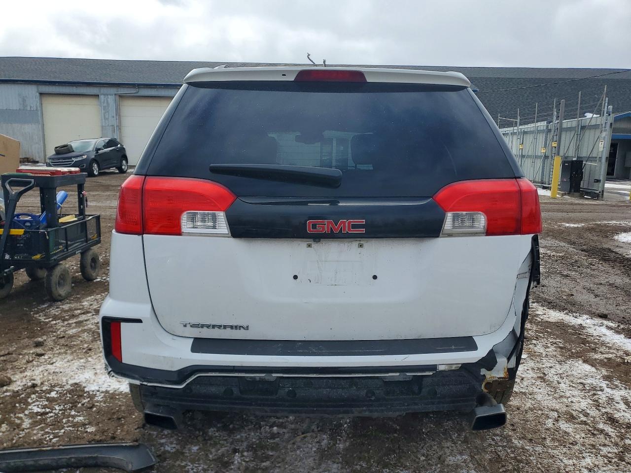 2017 GMC TERRAIN SLE photo 6