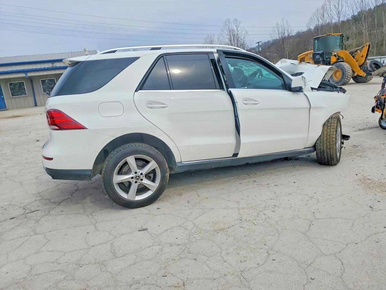 2018 MERCEDES-BENZ GLE 350 4MATIC photo 3