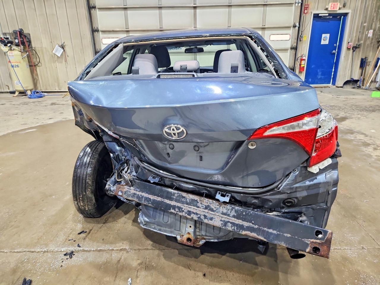 2016 TOYOTA COROLLA L photo 16