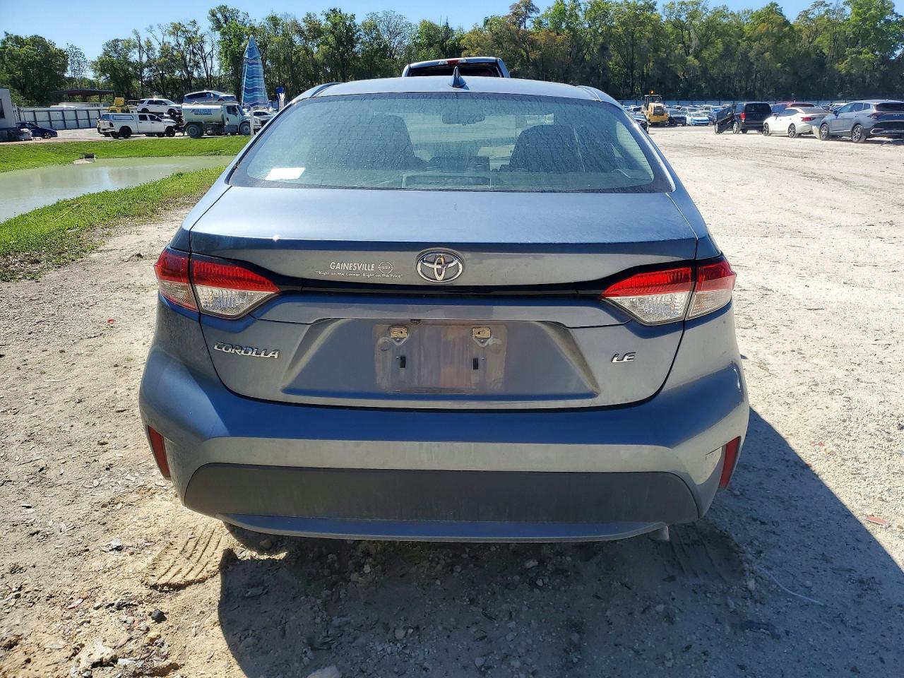 2022 TOYOTA COROLLA LE photo 11