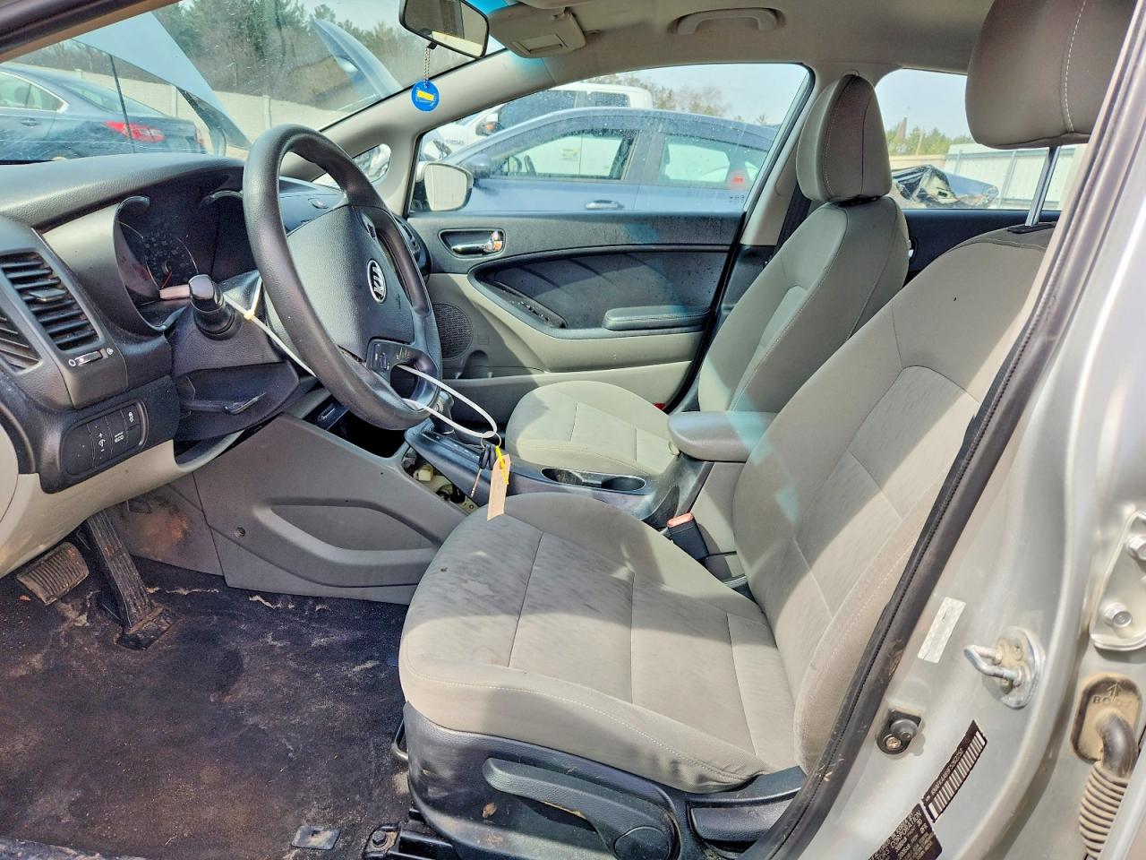 2015 KIA FORTE LX photo 19