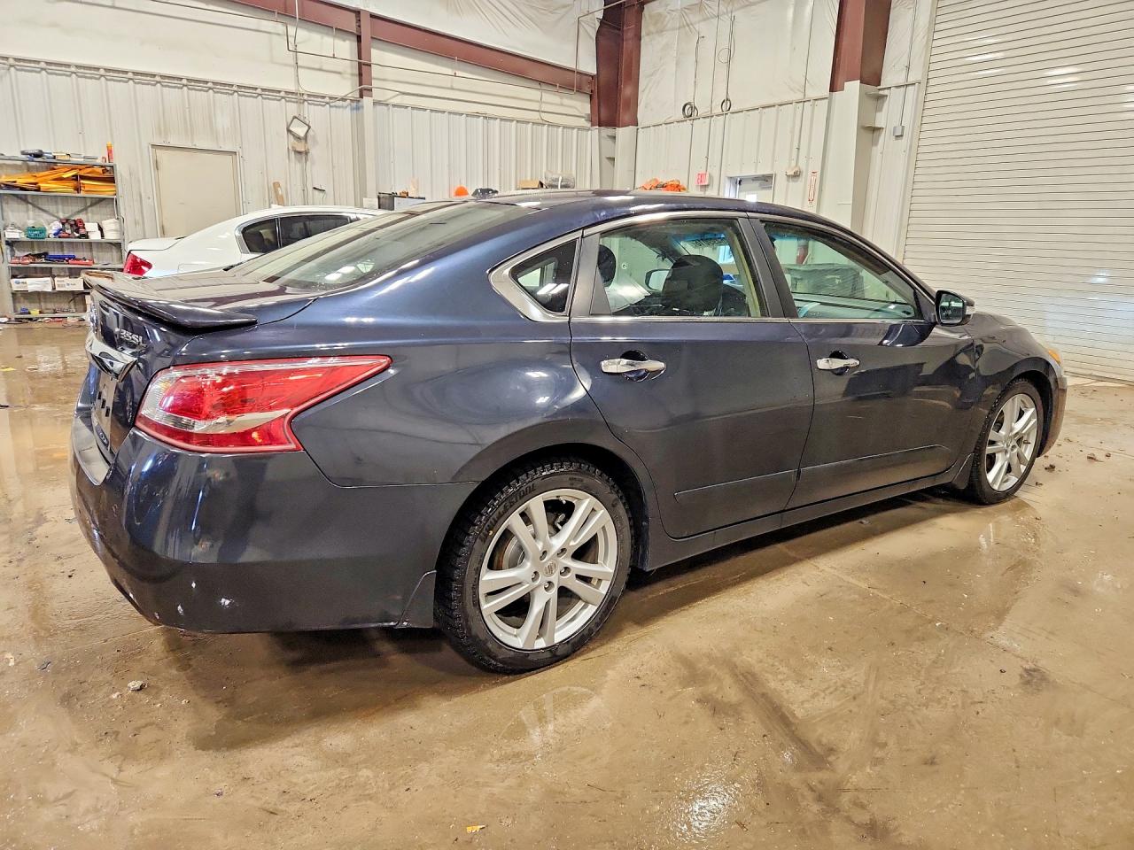 2013 NISSAN ALTIMA 3.5 S photo 3