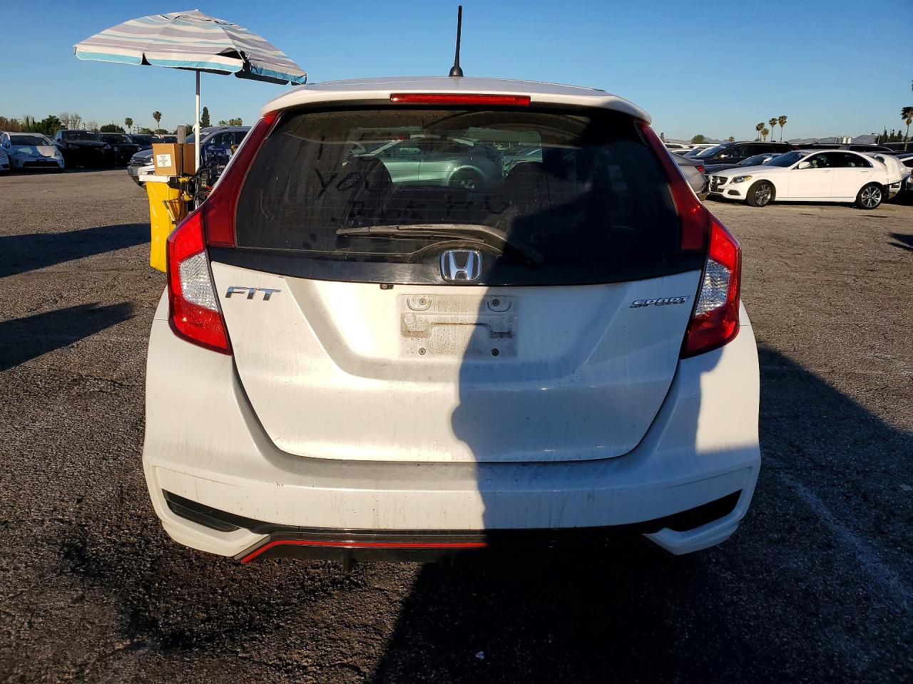 2018 HONDA FIT SPORT photo 6