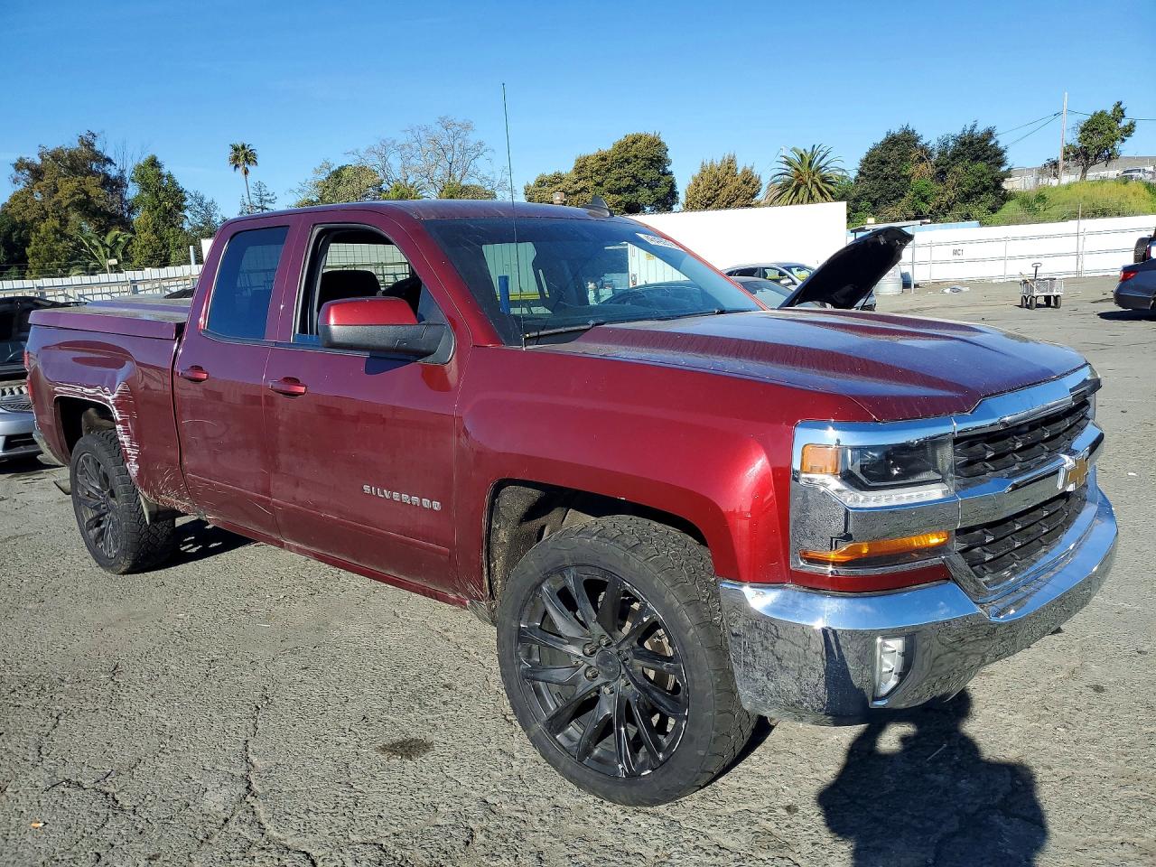 2016 CHEVROLET SILVERADO C1500 LT photo 4