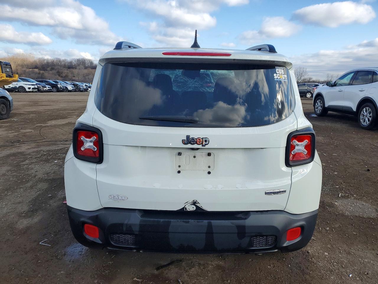 2017 JEEP RENEGADE LATITUDE photo 6