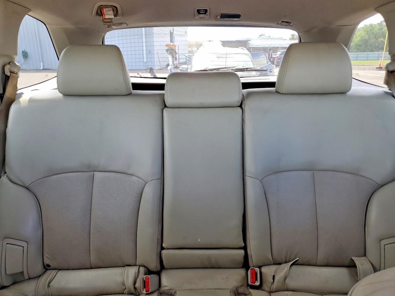 2012 SUBARU OUTBACK 2.5I LIMITED photo 19