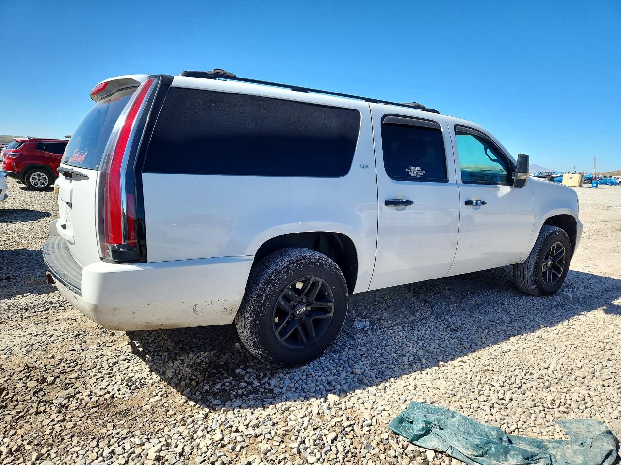 2013 CHEVROLET SUBURBAN K1500 LTZ photo 5