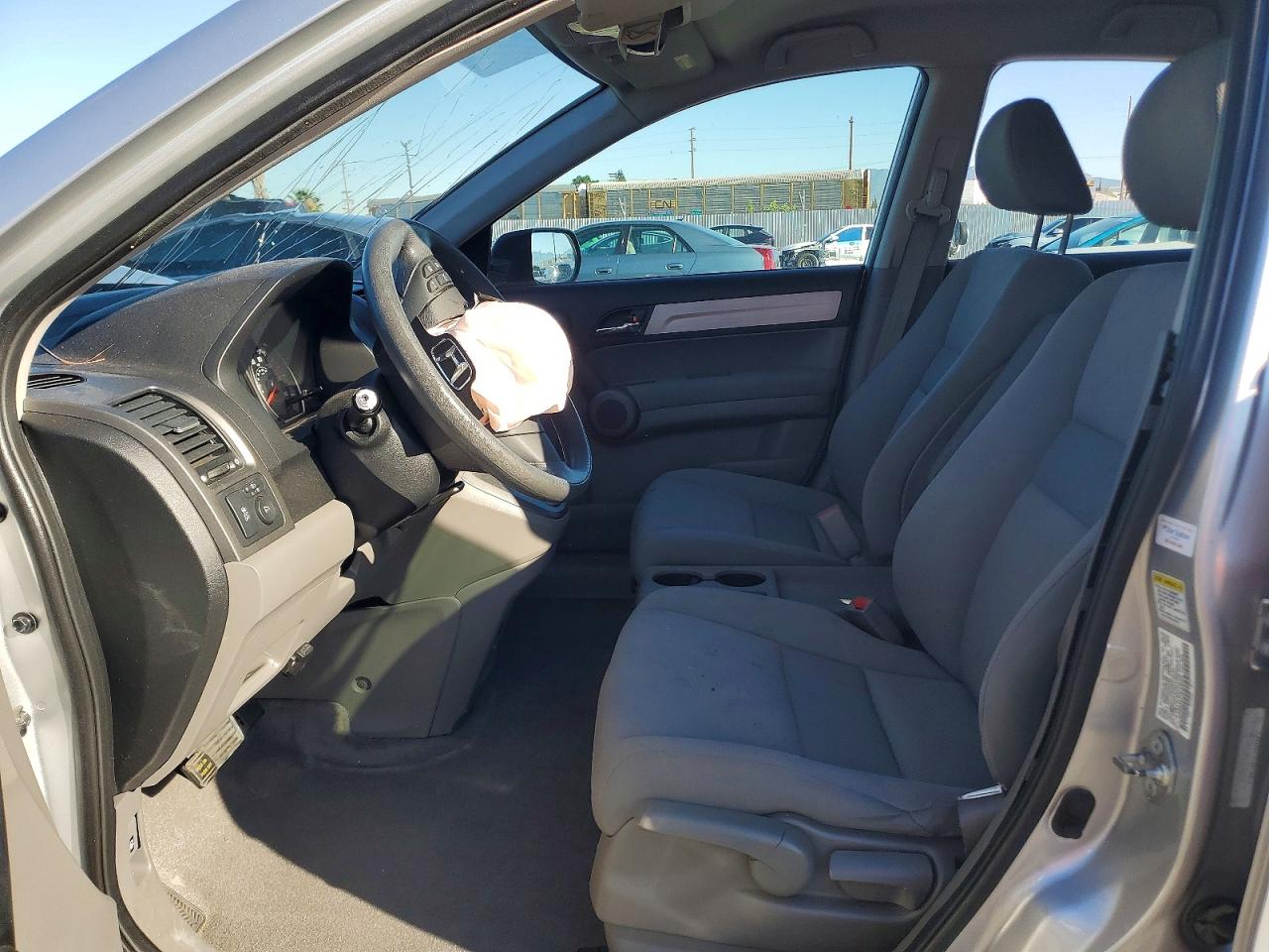 2010 HONDA CR-V LX photo 19