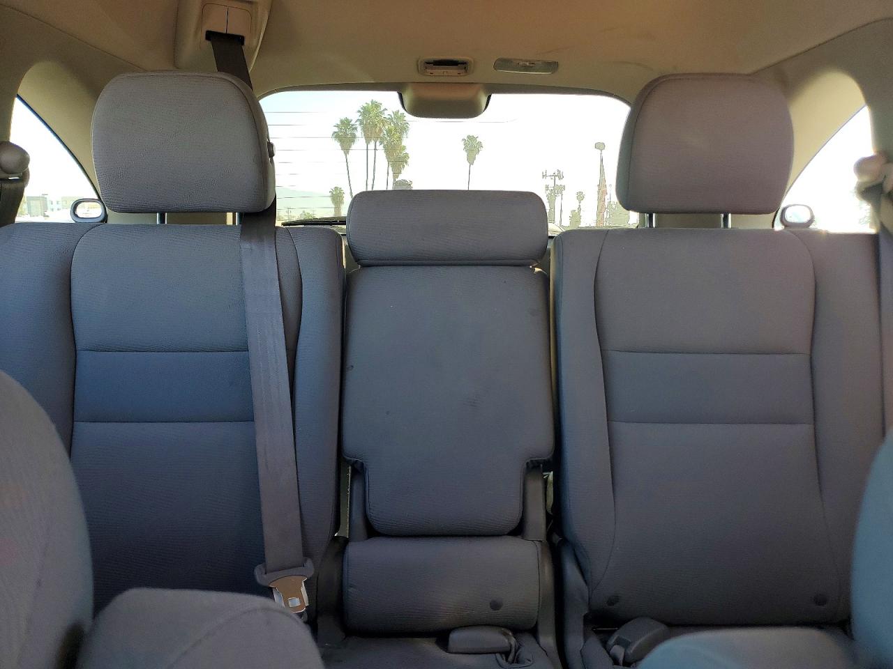 2010 HONDA CR-V LX photo 28