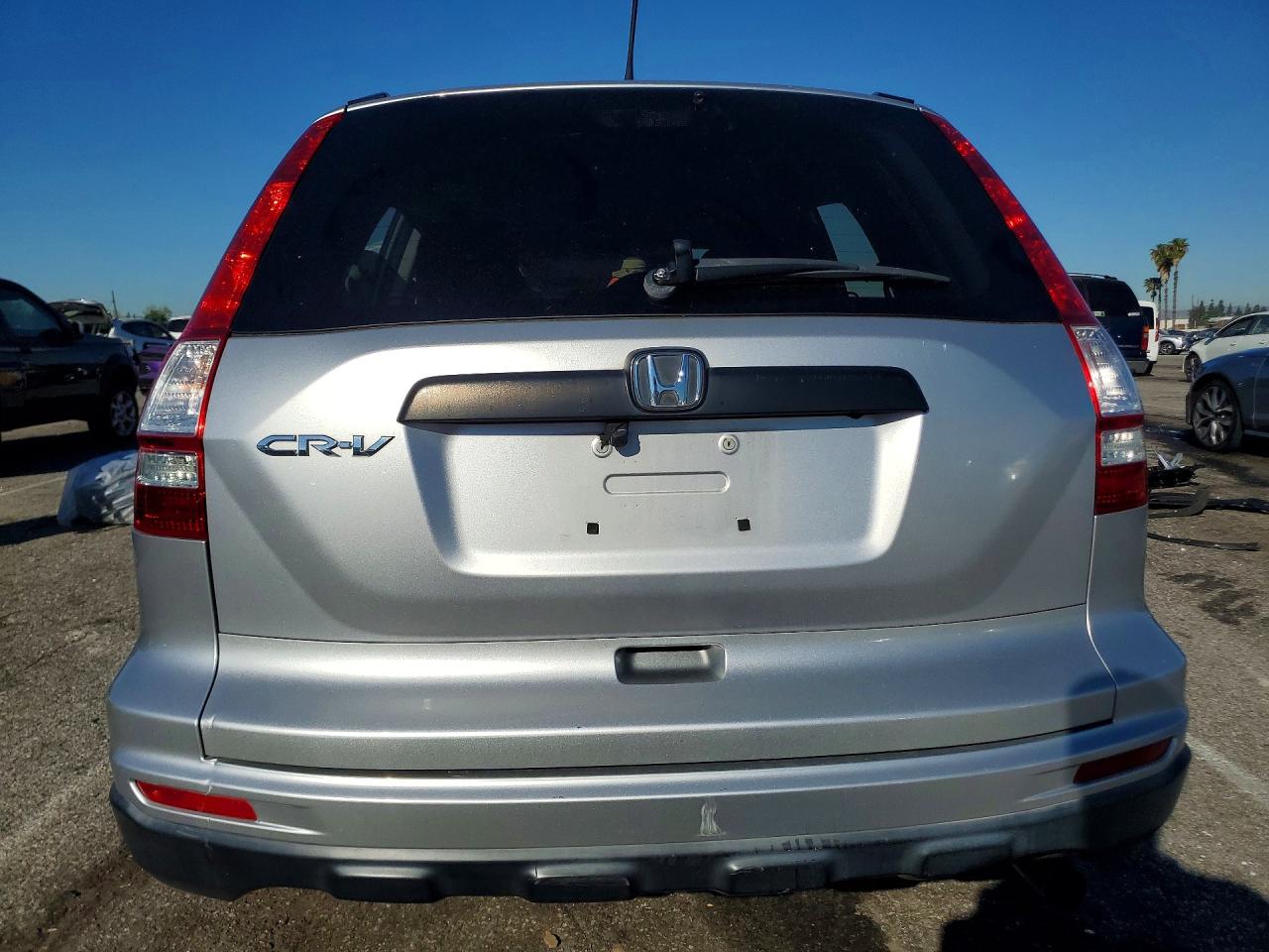 2010 HONDA CR-V LX photo 16