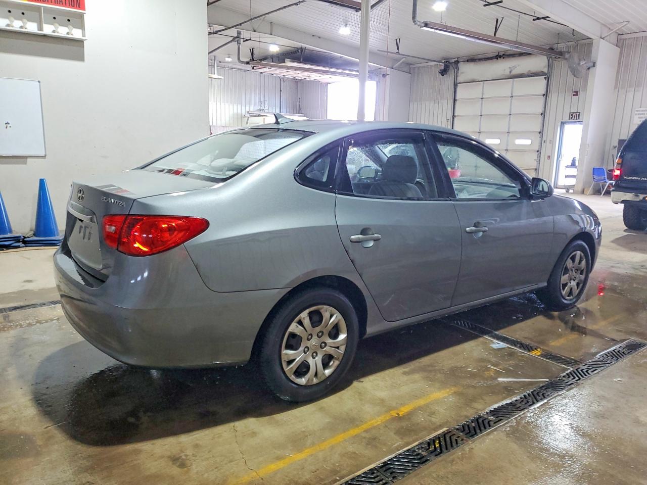 2010 HYUNDAI ELANTRA GLS photo 3