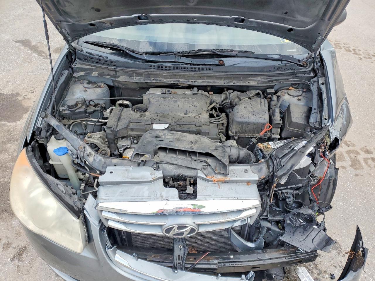 2010 HYUNDAI ELANTRA GLS photo 11
