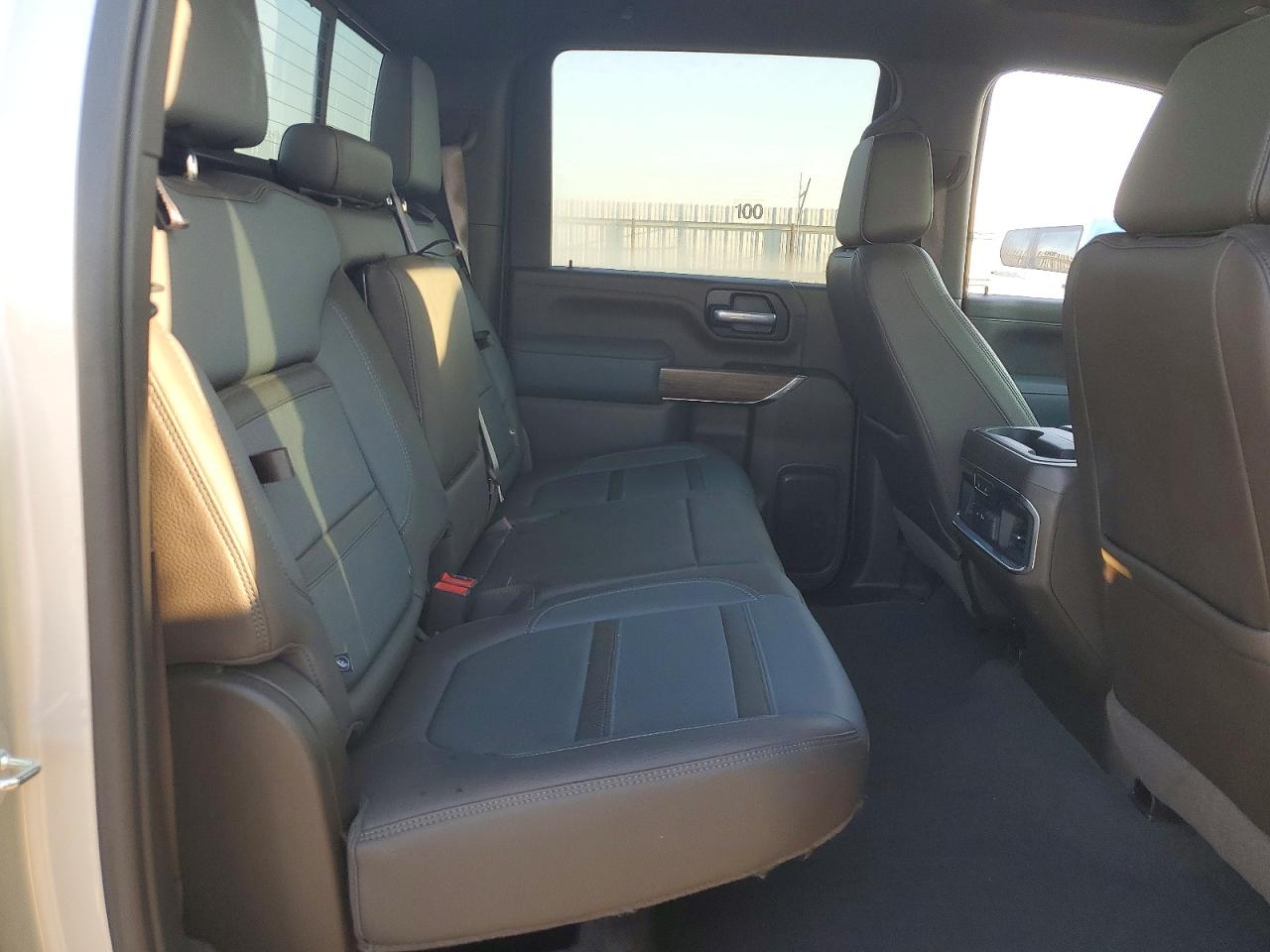 2021 GMC SIERRA K2500 DENALI photo 10