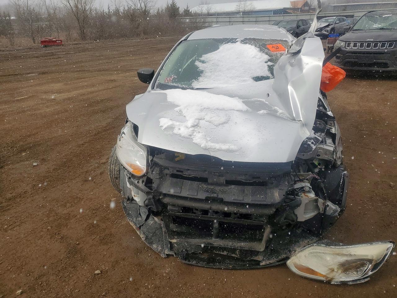 2014 FORD FOCUS S photo 5
