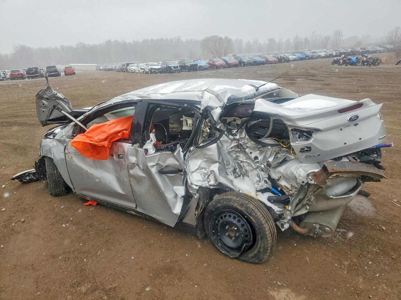 2014 FORD FOCUS S photo 2