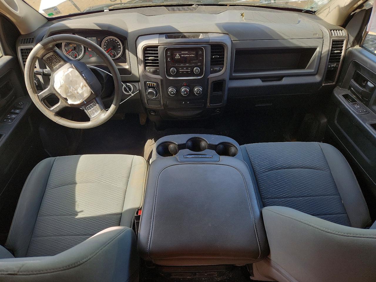2018 RAM 1500 ST photo 22