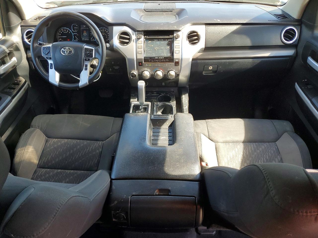 2018 TOYOTA TUNDRA SR5 photo 8