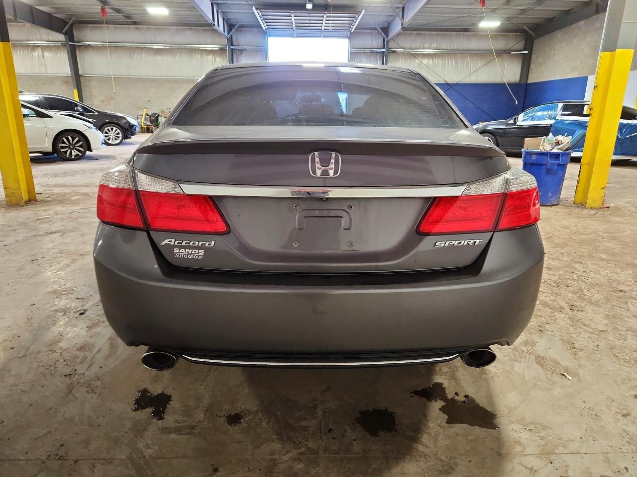 2013 HONDA ACCORD SPORT photo 16