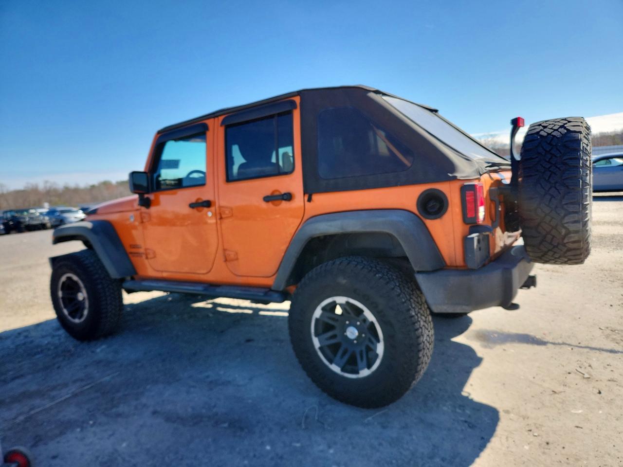 2012 JEEP WRANGLER UNLIMITED SPORT photo 4