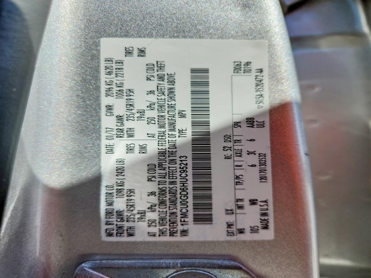 2017 FORD ESCAPE SE photo 25