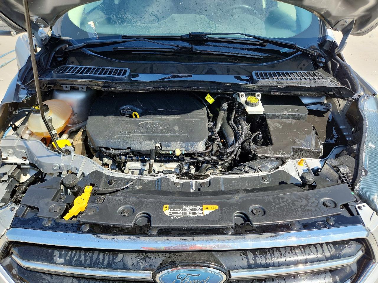 2017 FORD ESCAPE SE photo 21