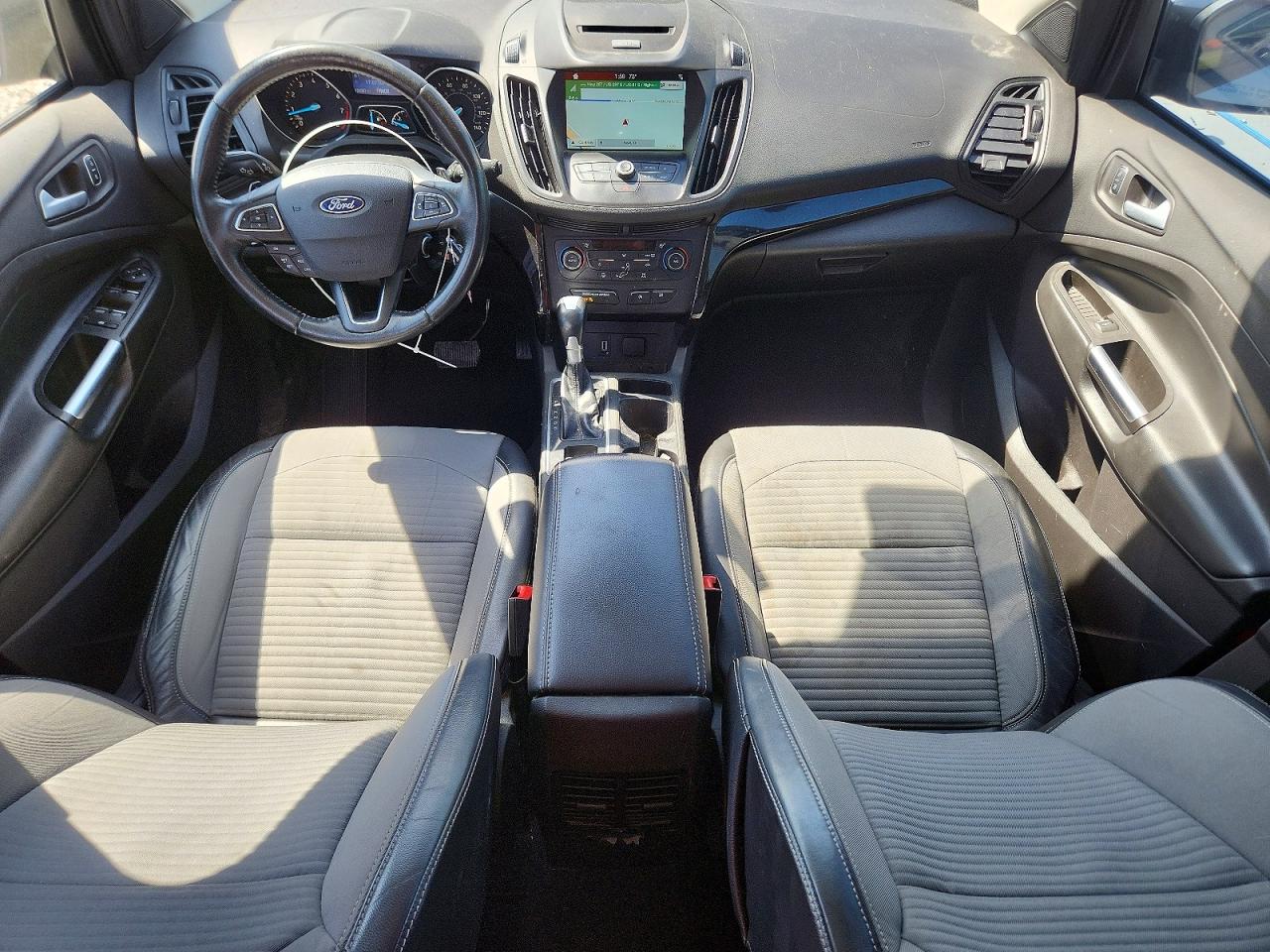 2017 FORD ESCAPE SE photo 15