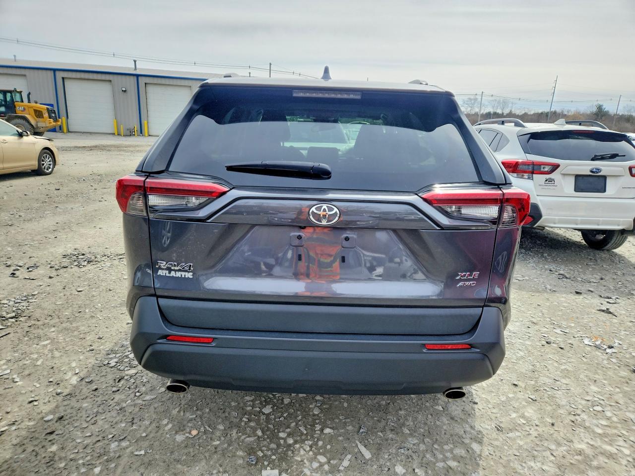 2019 TOYOTA RAV4 XLE photo 6