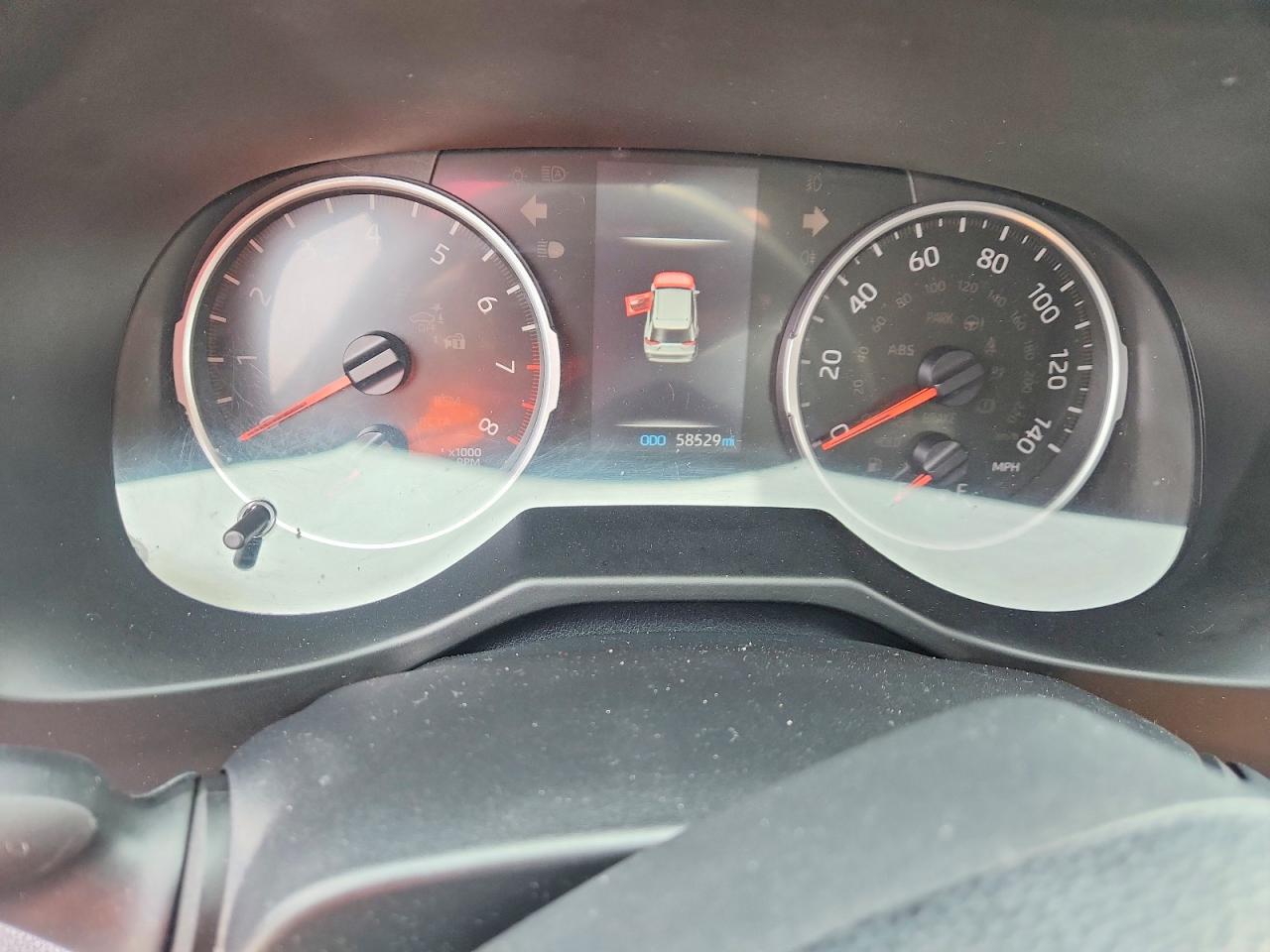 2019 TOYOTA RAV4 XLE photo 9