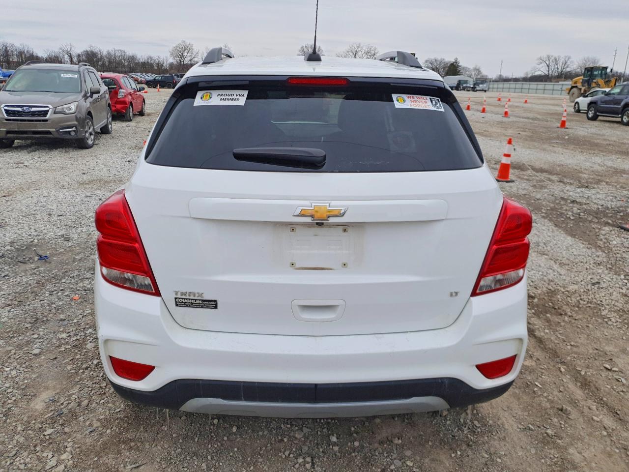 2019 CHEVROLET TRAX 1LT photo 6