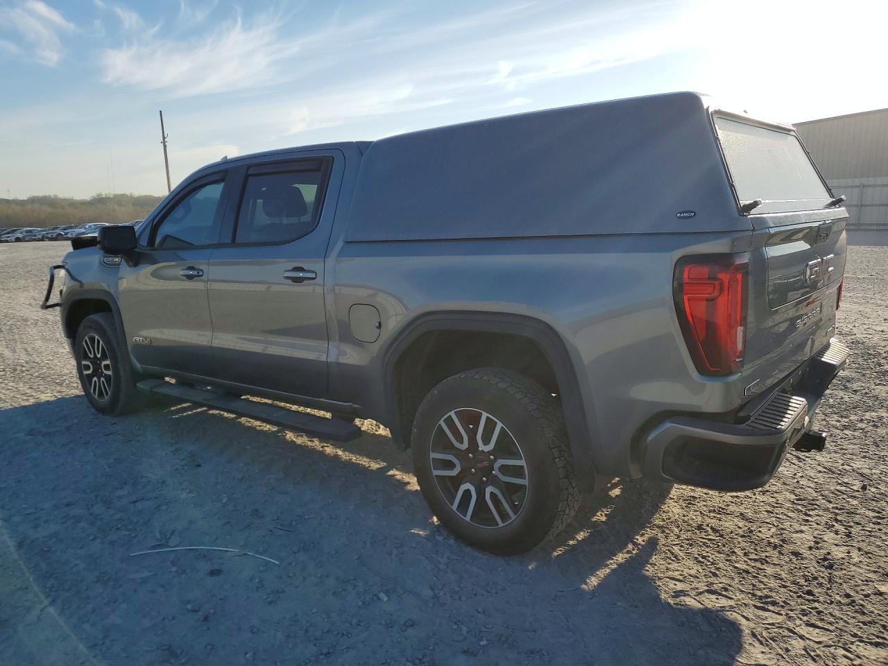 2020 GMC SIERRA K1500 AT4 photo 4