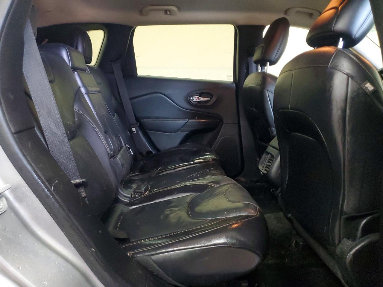 2015 JEEP CHEROKEE LIMITED photo 31