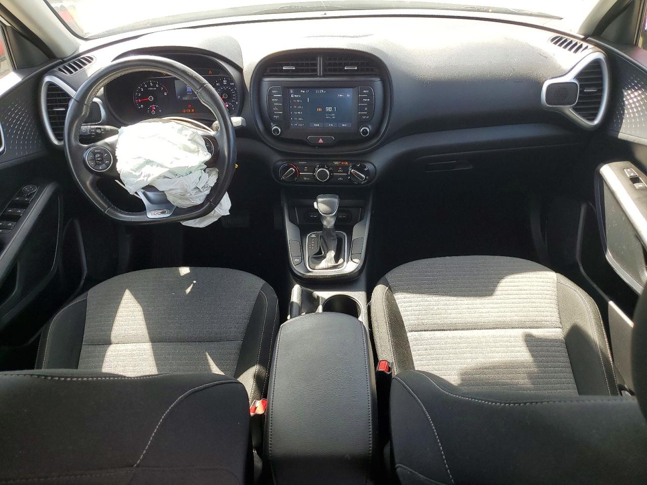 2020 KIA SOUL GT-LINE photo 8