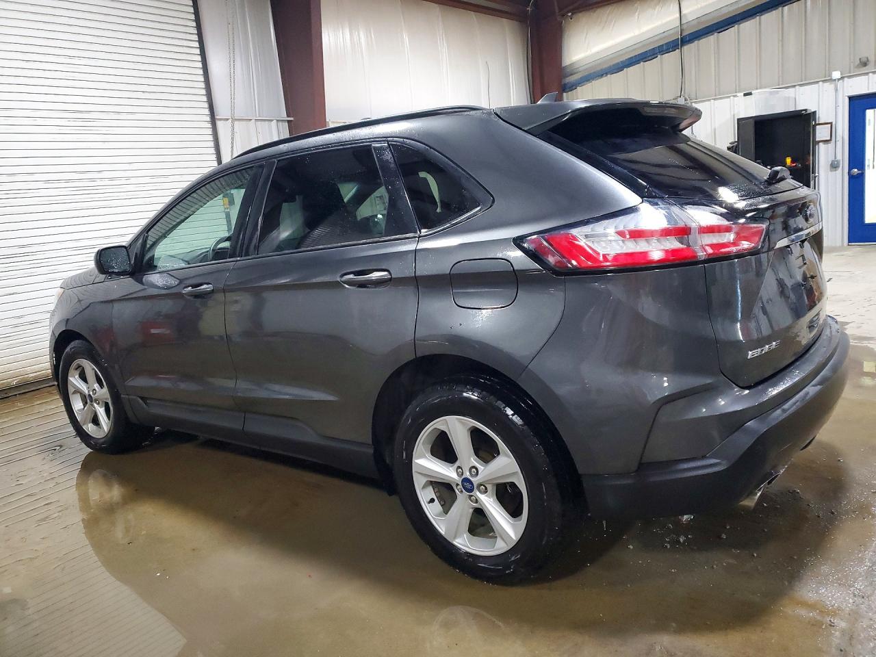 2020 FORD EDGE SE photo 3