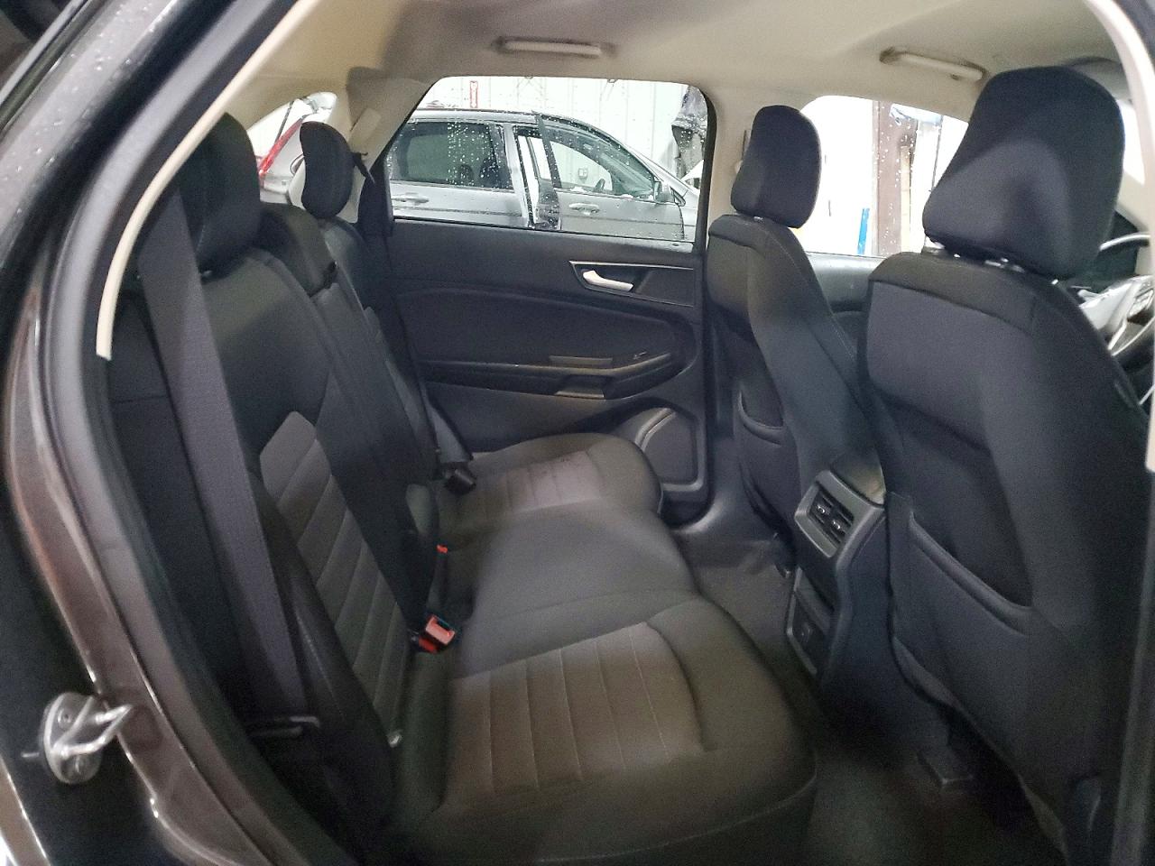 2020 FORD EDGE SE photo 21