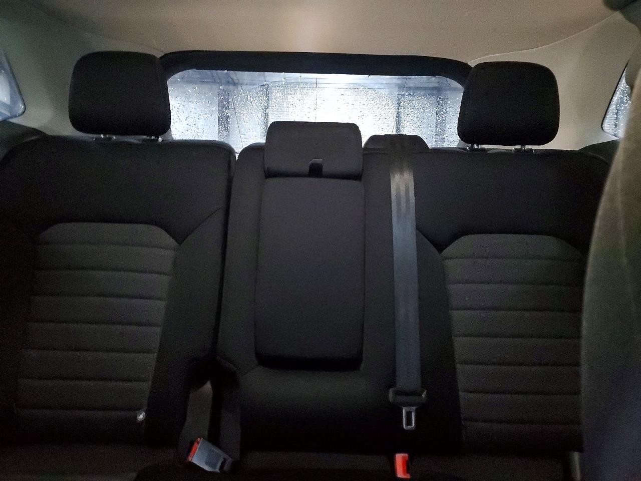 2020 FORD EDGE SE photo 19