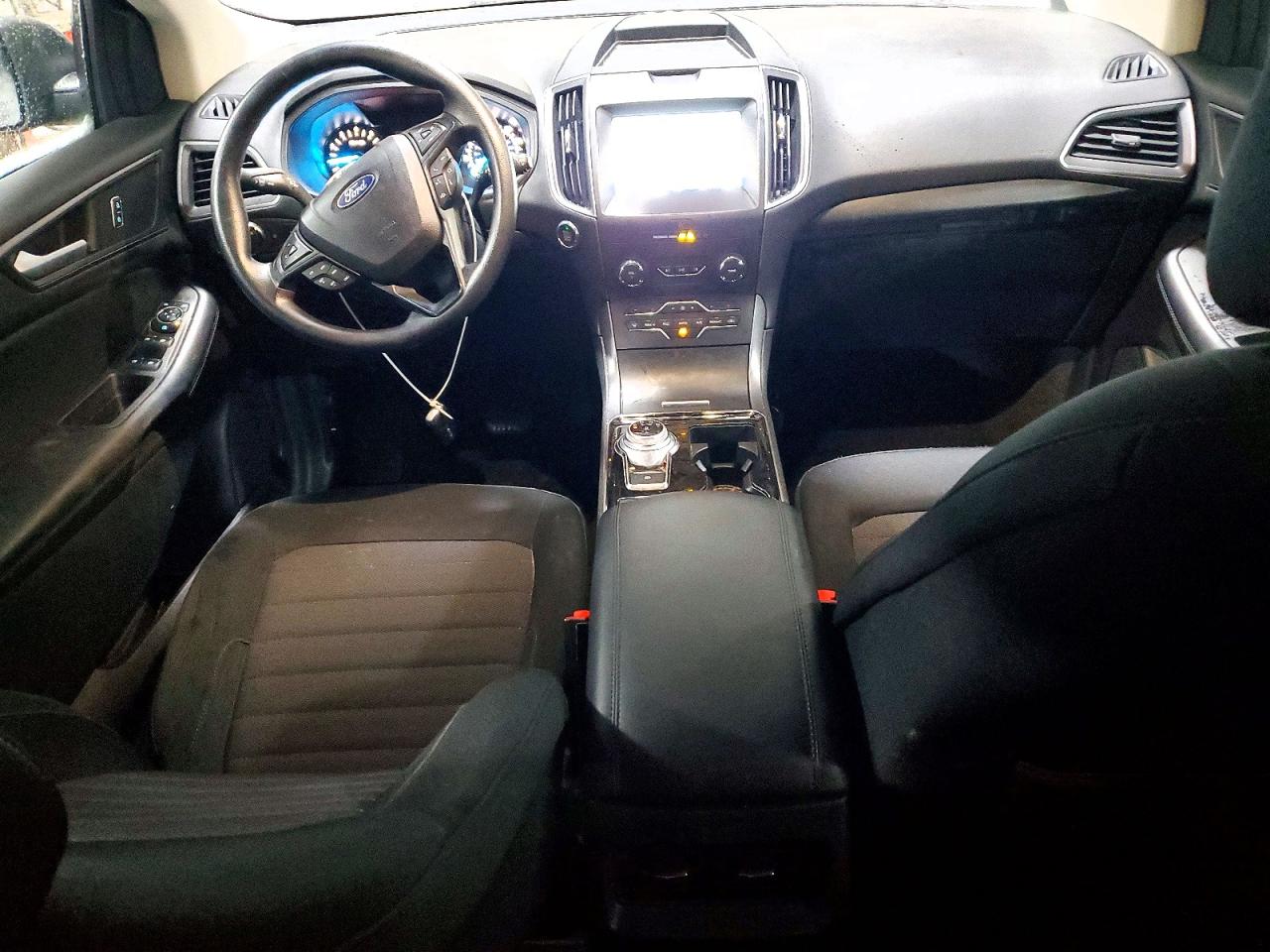 2020 FORD EDGE SE photo 15