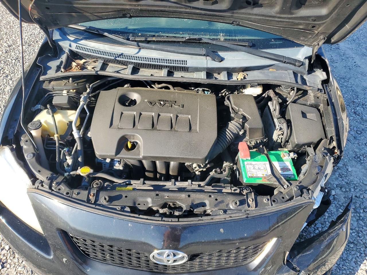 2010 TOYOTA COROLLA photo 21