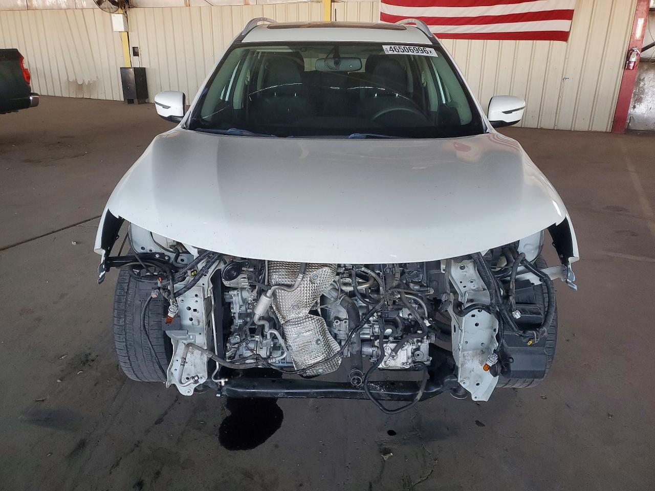 2016 NISSAN ROGUE SV photo 5