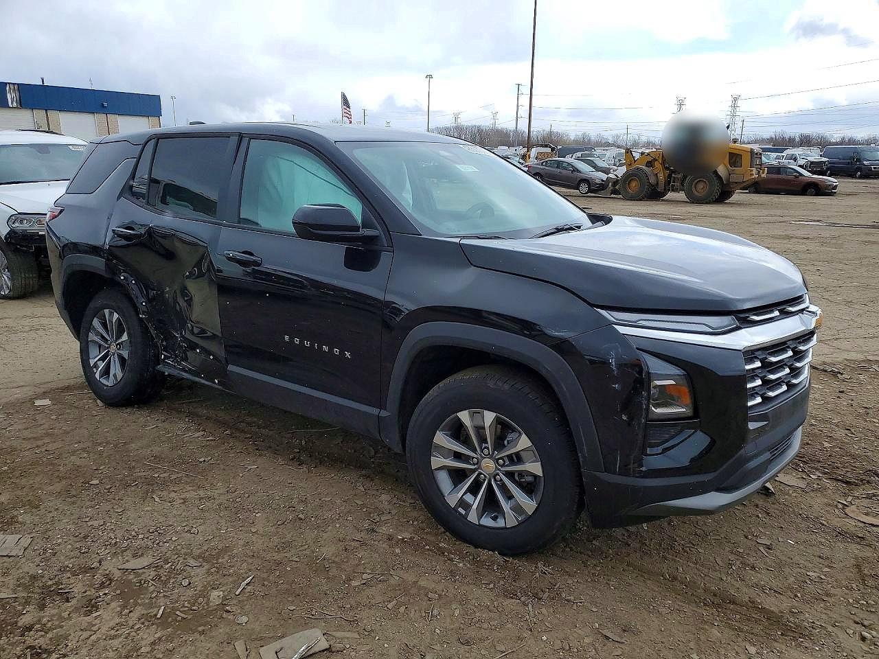 2026 CHEVROLET EQUINOX LT photo 4