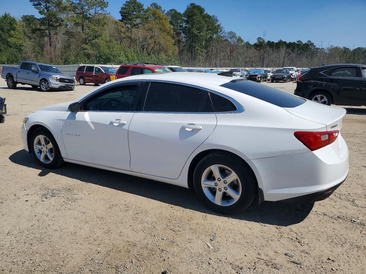 2020 CHEVROLET MALIBU LS photo 3