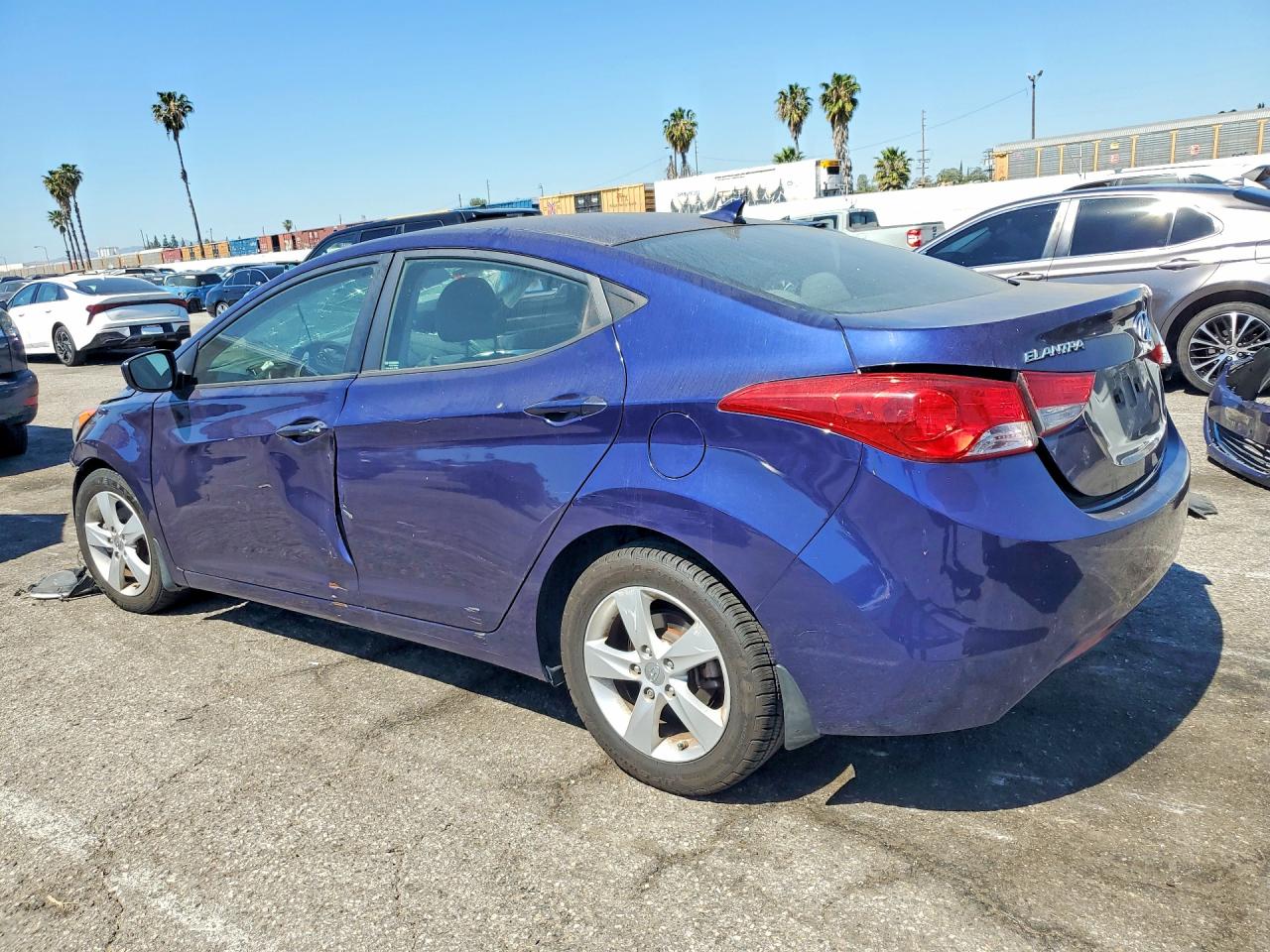 2013 HYUNDAI ELANTRA GLS photo 3