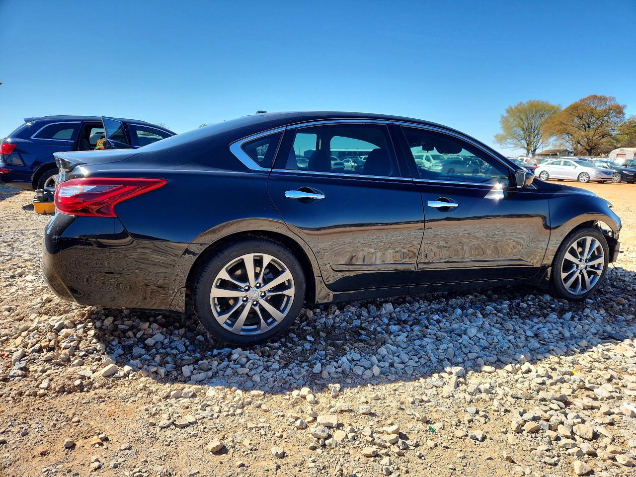 2018 NISSAN ALTIMA 2.5 SR photo 7