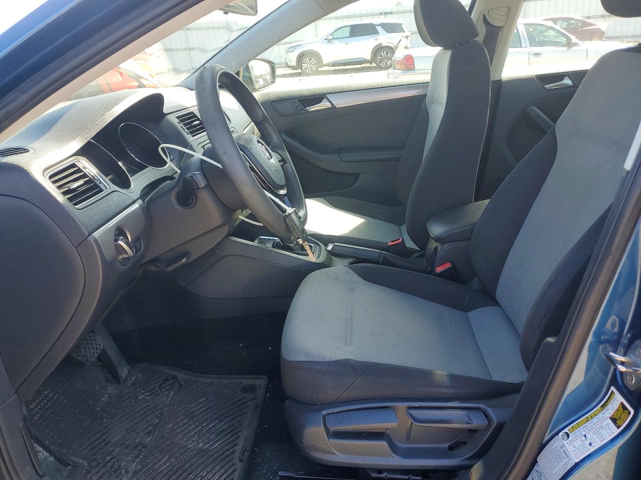 2017 VOLKSWAGEN JETTA S photo 7