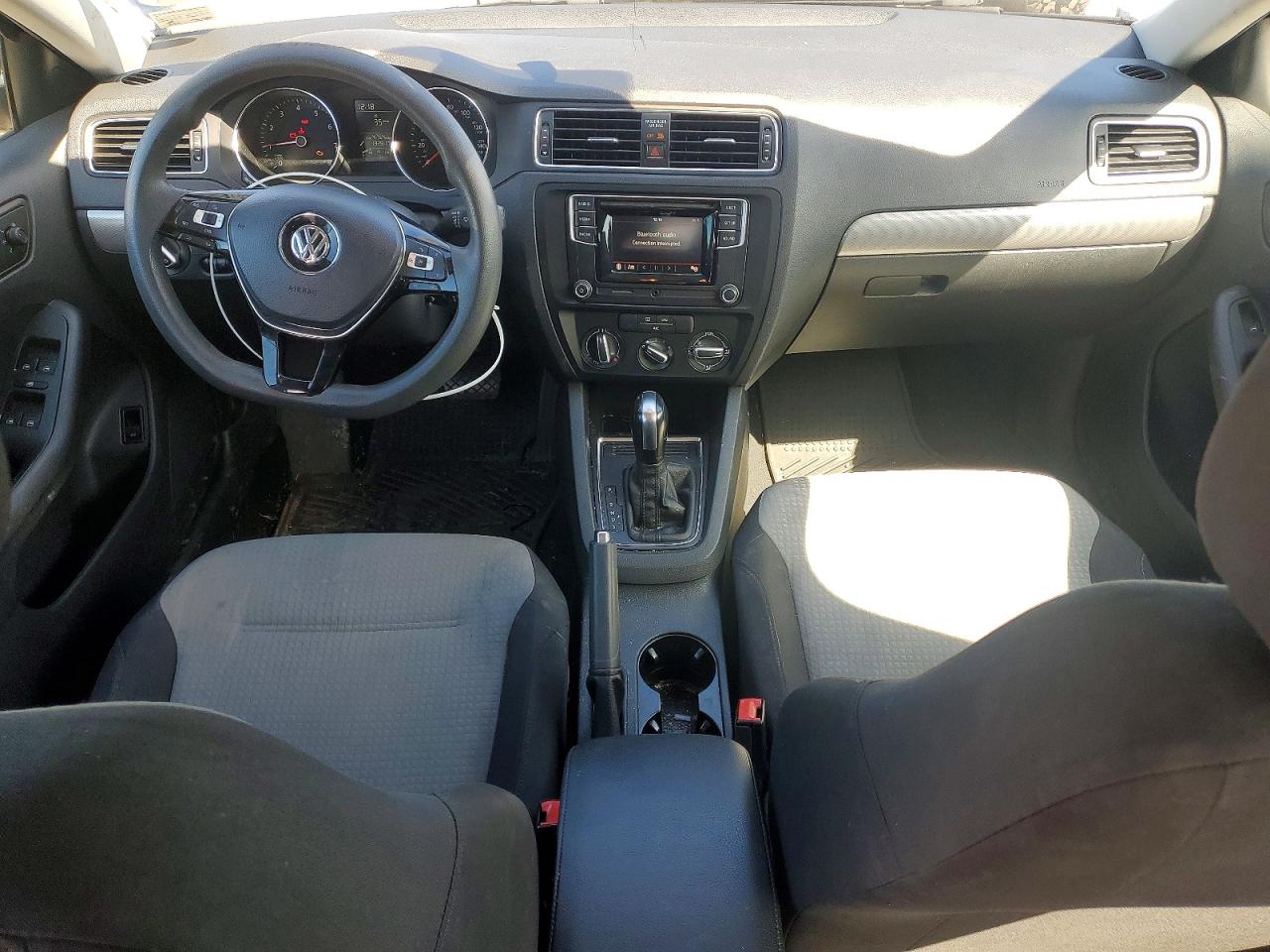2017 VOLKSWAGEN JETTA S photo 8