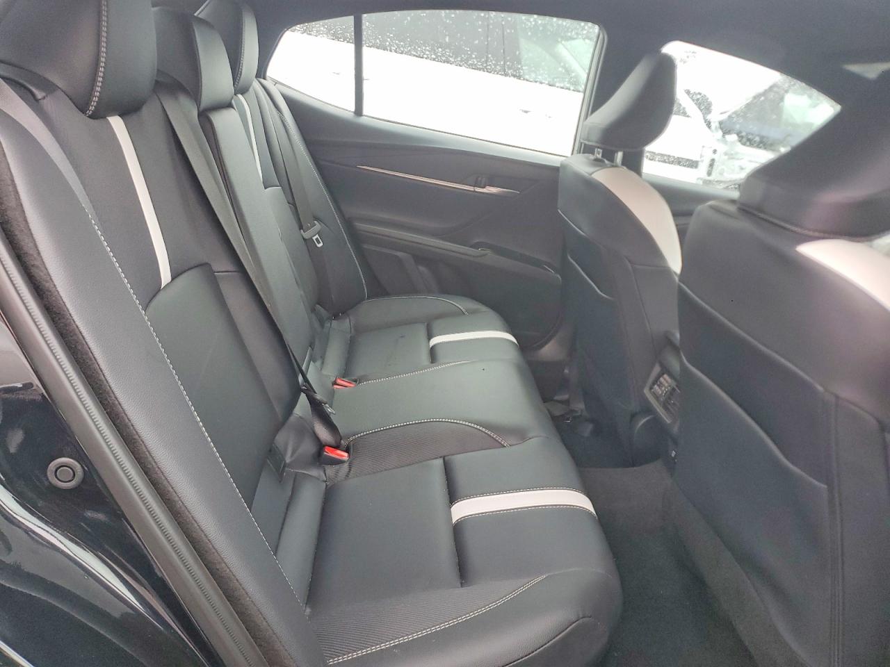2026 TOYOTA CAMRY SE photo 29
