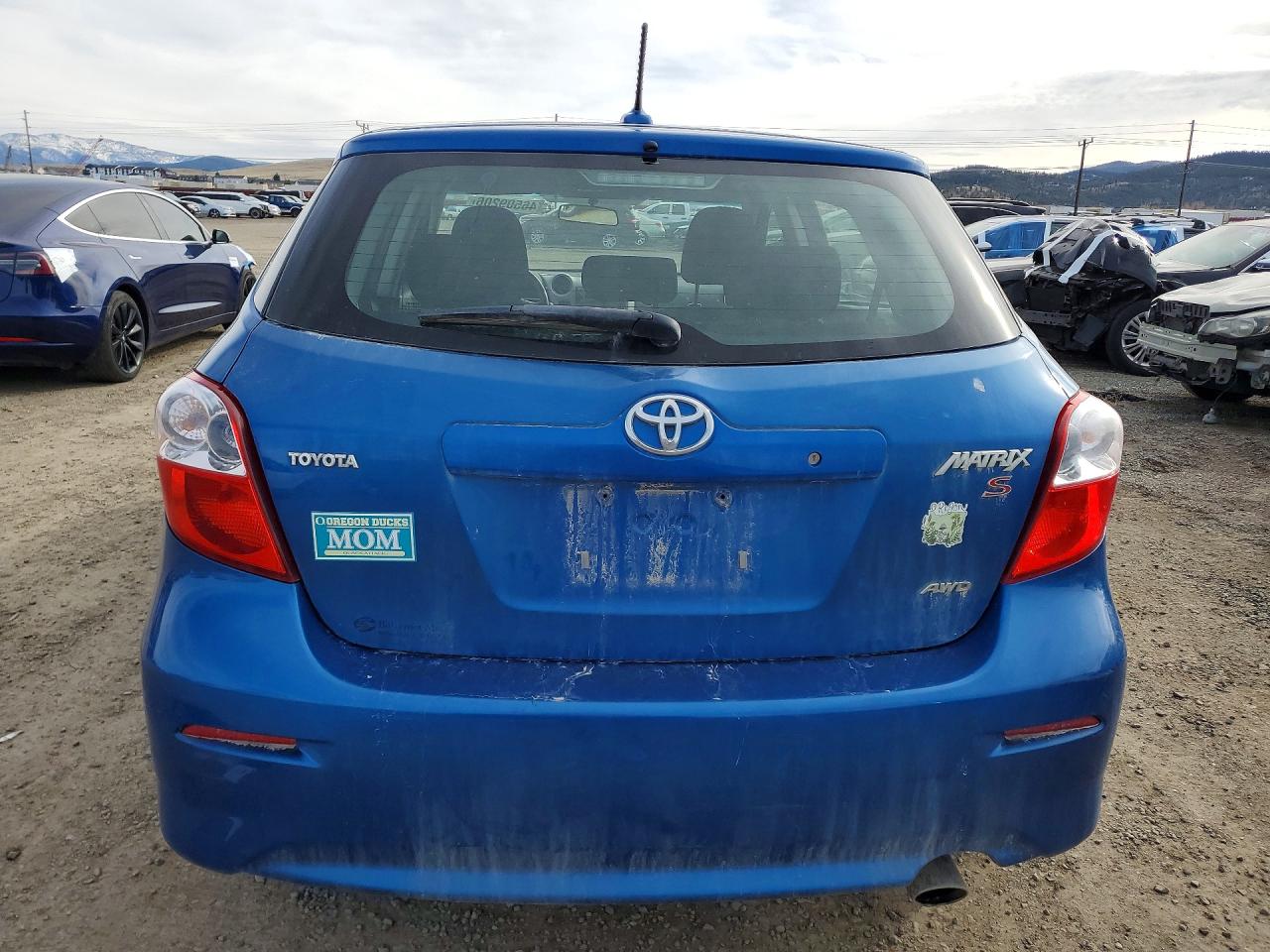 2010 TOYOTA COROLLA MATRIX S photo 11